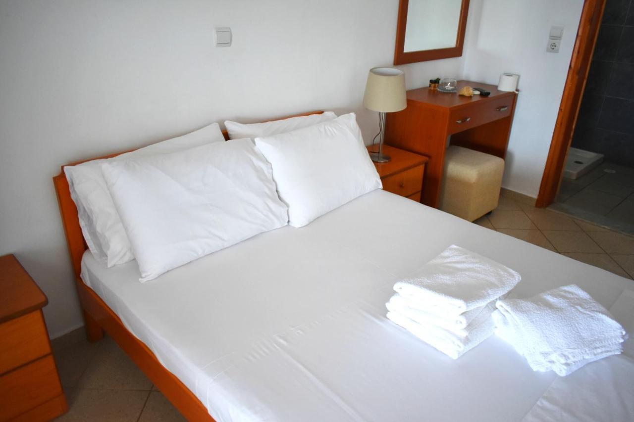Ionio Rooms II Himare Exterior photo